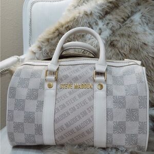 Steve Madden Cream and White Travel Bag
